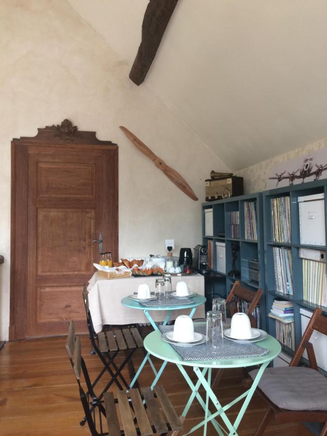 chambre à la campagne Chaumont-sur-Tharonne Exterior foto